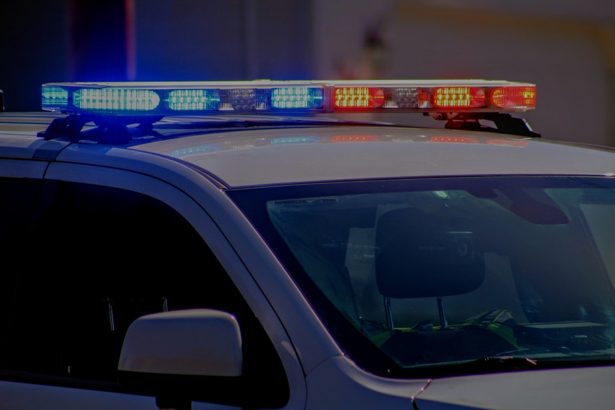 Police cruiser lightbar